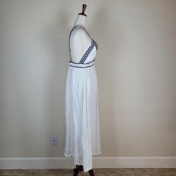 J.Crew Dress Small White Embroidered Cross Back Maxi Sundress Boho Apron Summer - Picture 4 of 12